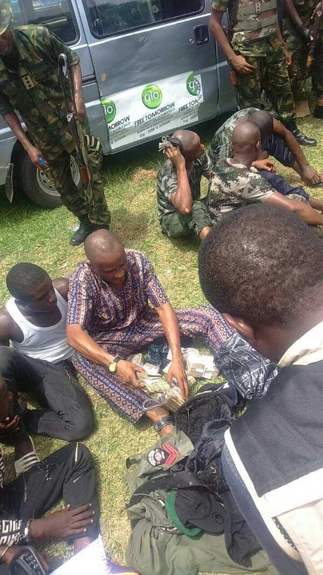 Rivers rerun: Violence erupts as INEC suspends poll in 8 LGAs Rivers rerun: Violence erupts as INEC suspends poll in 8 LGAs