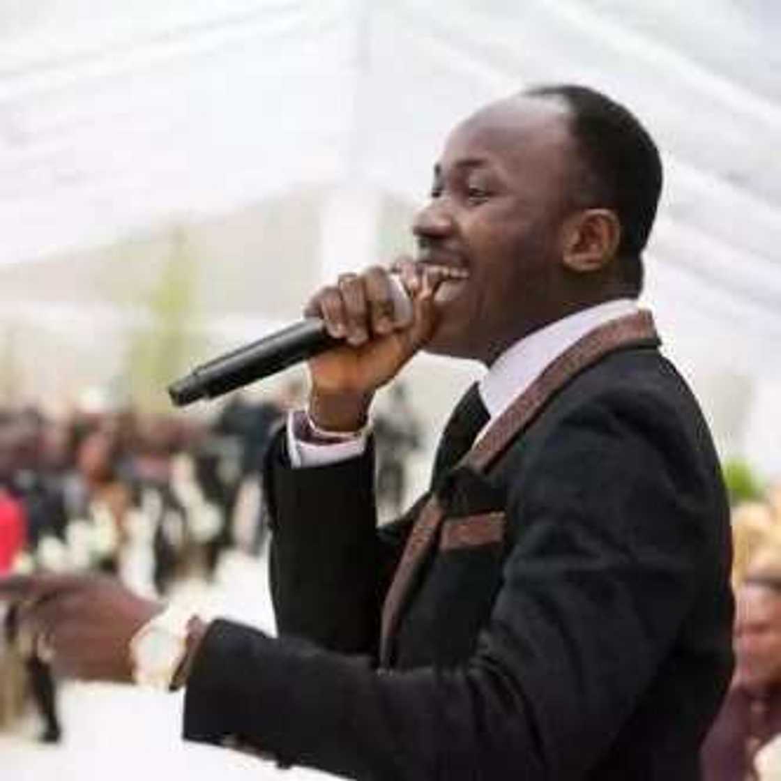 EXCLUSIVE: Apostle Suleman reacts to allegations that he impregnated and abandoned secret lover in Lagos hotel EXCLUSIVE: Apostle Suleman reacts to allegations that he impregnated and abandoned secret lover in Lagos hotel