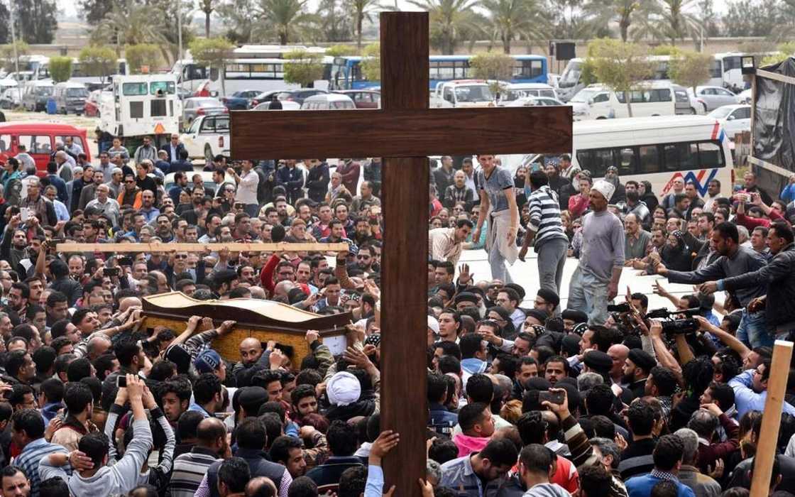 An rataye mujahidai a Misra bayan sun saka bam a coci ya kashe kiristoci An rataye mujahidai a Misra bayan sun saka bam a coci ya kashe kiristoci