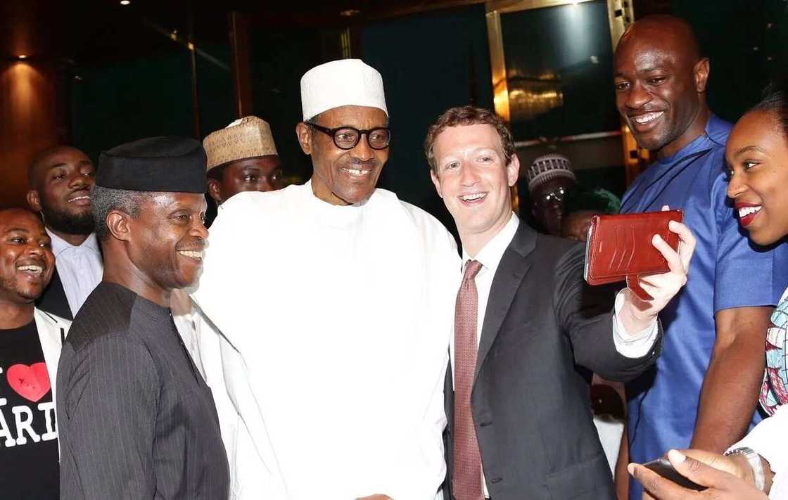 BREAKING: Buhari in closed door meeting with Mark Zuckerberg (Photo) BREAKING: Buhari in closed door meeting with Mark Zuckerberg (Photo)