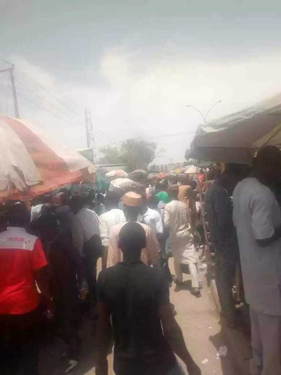 Dalilin da yasa muka yi zanga-zanga a kasuwar 'yan waya ta Kano Dalilin da yasa muka yi zanga-zanga a kasuwar 'yan waya ta Kano