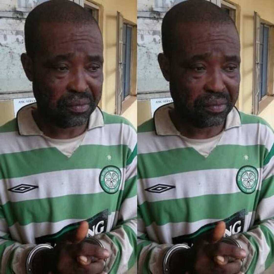 Wani Mahaifi dan shekara 45 ya yiwa 'Diyar sa ciki a Garin Sagamu Wani Mahaifi dan shekara 45 ya yiwa 'Diyar sa ciki a Garin Sagamu