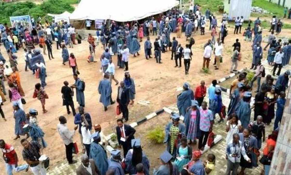 Gwamnatin tarayya ta fadawa jami’o’in tarayya cewa kudin makaranta ya sabawa doka Gwamnatin tarayya ta fadawa jami’o’in tarayya cewa kudin makaranta ya sabawa doka