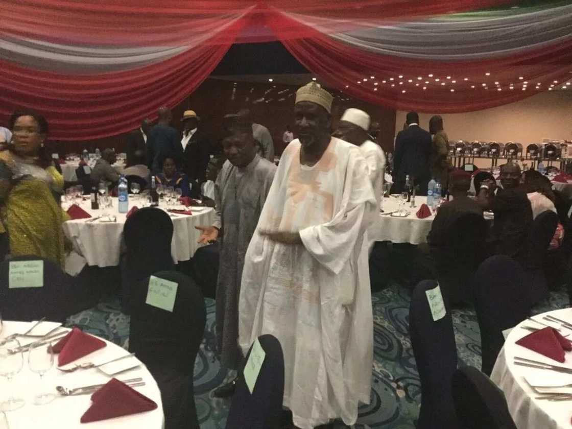 Tuwon girma: PDP ta shirya liyafar karrama ‘ya’yanta da suka dawo daga APC, hotuna Tuwon girma: PDP ta shirya liyafar karrama ‘ya’yanta da suka dawo daga APC, hotuna