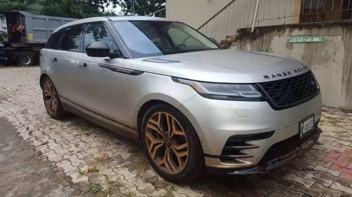 Customs seize 51 exotic vehicles in Ogun in 1 month (photos) Customs seize 51 exotic vehicles in Ogun in 1 month (photos)