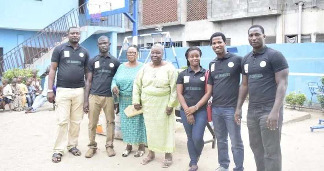 MMM makes bid donation to children MMM makes bid donation to children