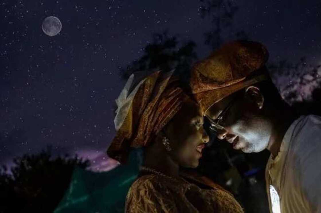 10 amazing pre-wedding pictures of some Nigerian couples 10 amazing pre-wedding pictures of some Nigerian couples