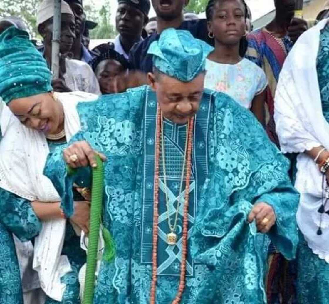 Alaafin of Oyo celebrates Eid with his wives Alaafin of Oyo celebrates Eid with his wives