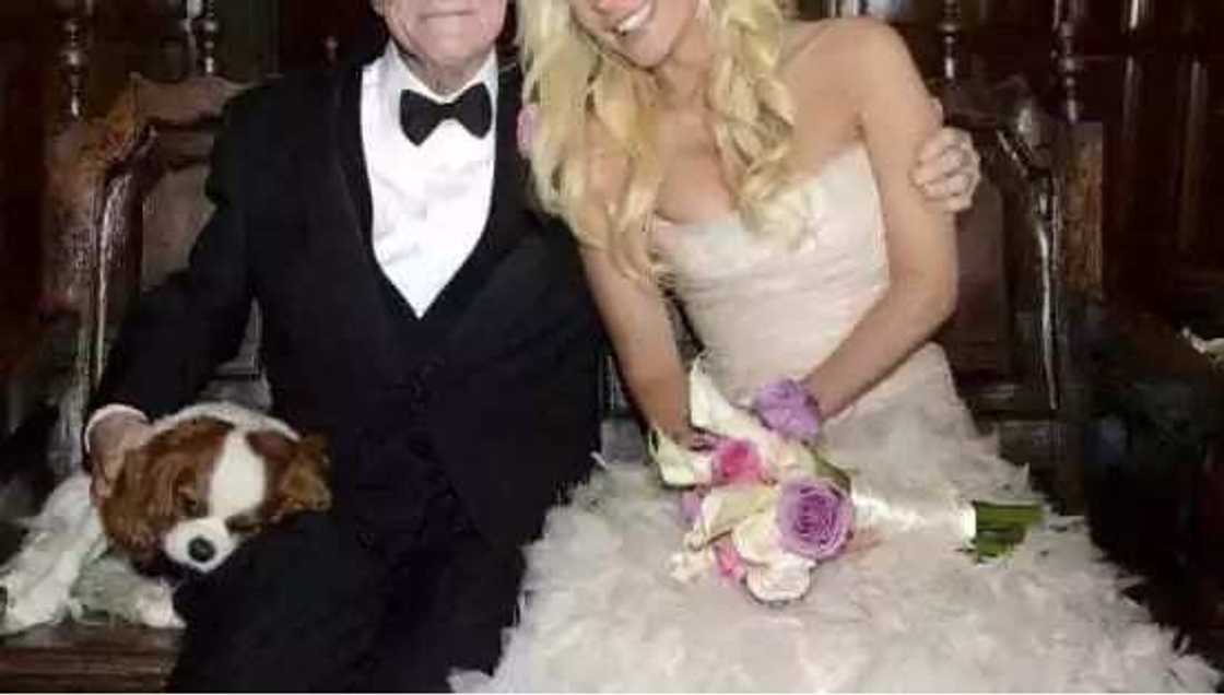 Uba ya auri jikarsa Uba ya auri jikarsa