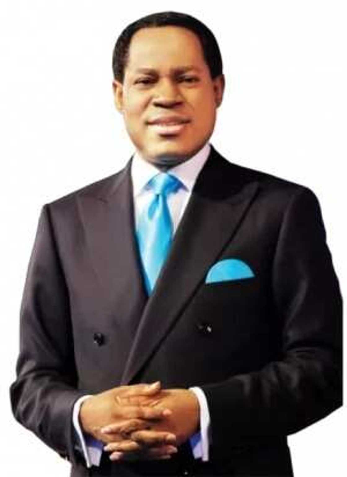 Pastor Chris In Miracle Scandal Pastor Chris In Miracle Scandal