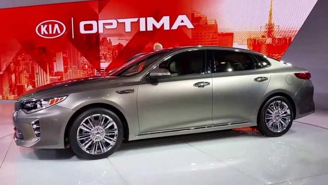 KIA Rio y Kia Optima 2016 llegan a México KIA Rio y Kia Optima 2016 llegan a México