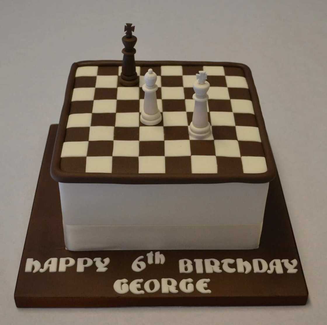 Birthday cake with chess