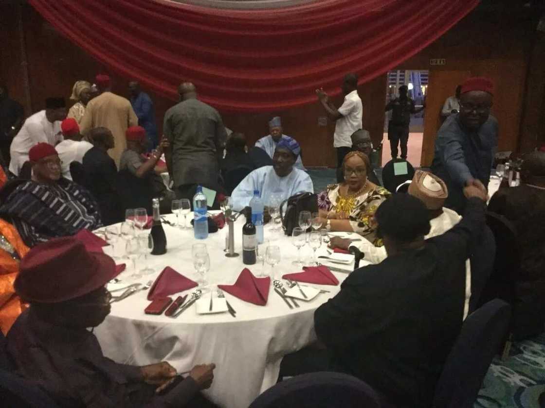 Tuwon girma: PDP ta shirya liyafar karrama ‘ya’yanta da suka dawo daga APC, hotuna Tuwon girma: PDP ta shirya liyafar karrama ‘ya’yanta da suka dawo daga APC, hotuna