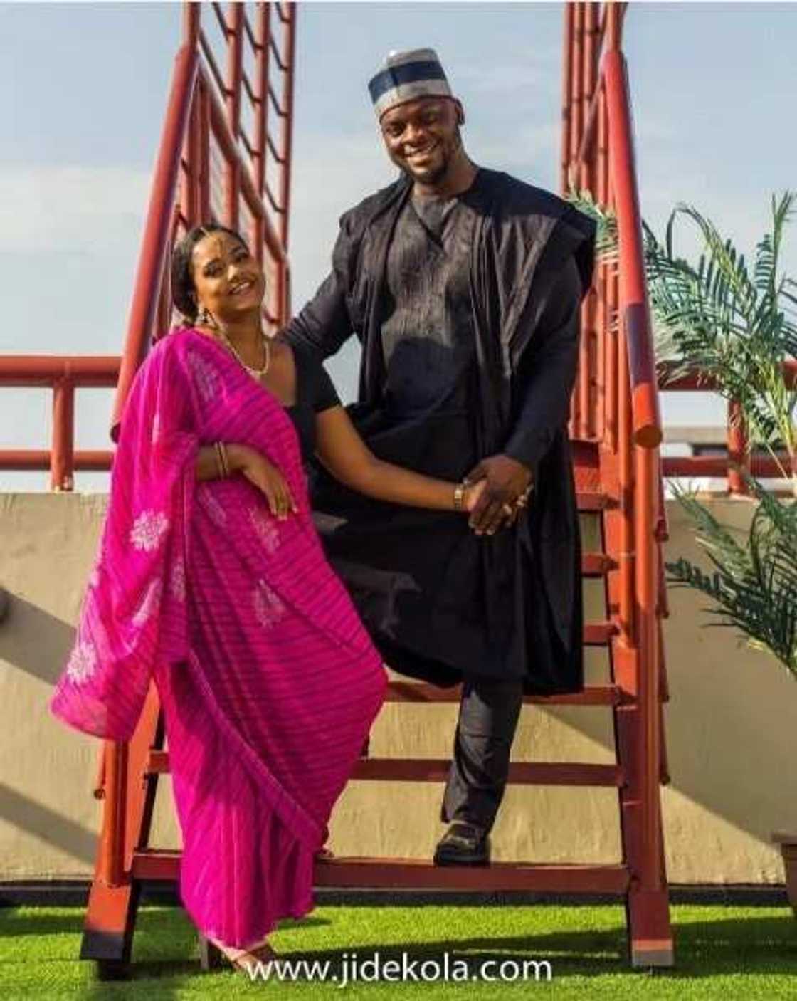 Soyayya dadi! Auren dan Nigeria da 'yar Indiya Soyayya dadi! Auren dan Nigeria da 'yar Indiya