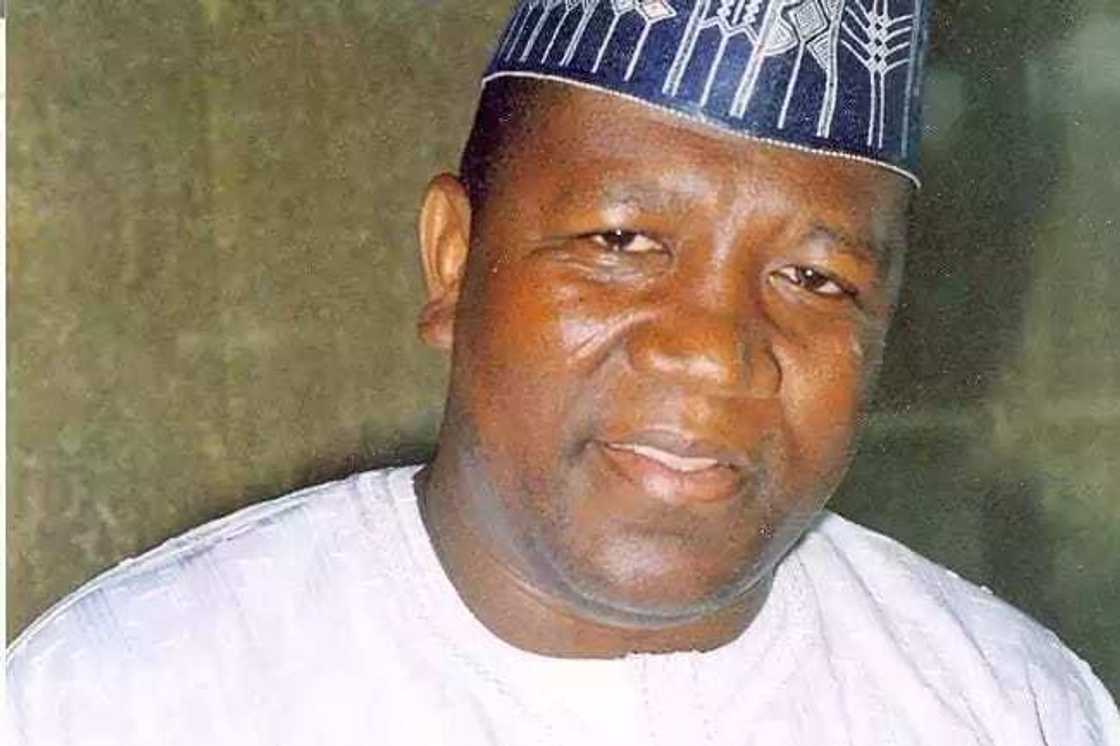 Gwamnoni biyar da Shugaba Buhari yafi kauna Gwamnoni biyar da Shugaba Buhari yafi kauna