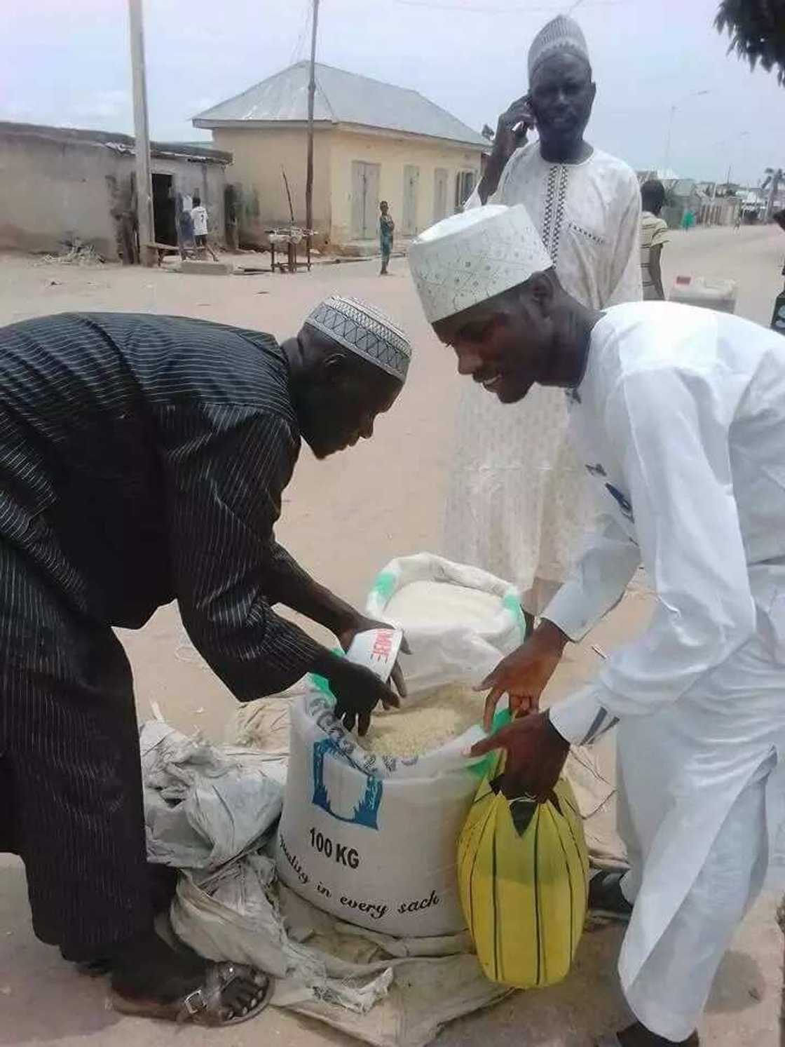 Sauki ya zo: Kayan masarufi sun fadi wanwar a jihar Gombe (Hotuna)