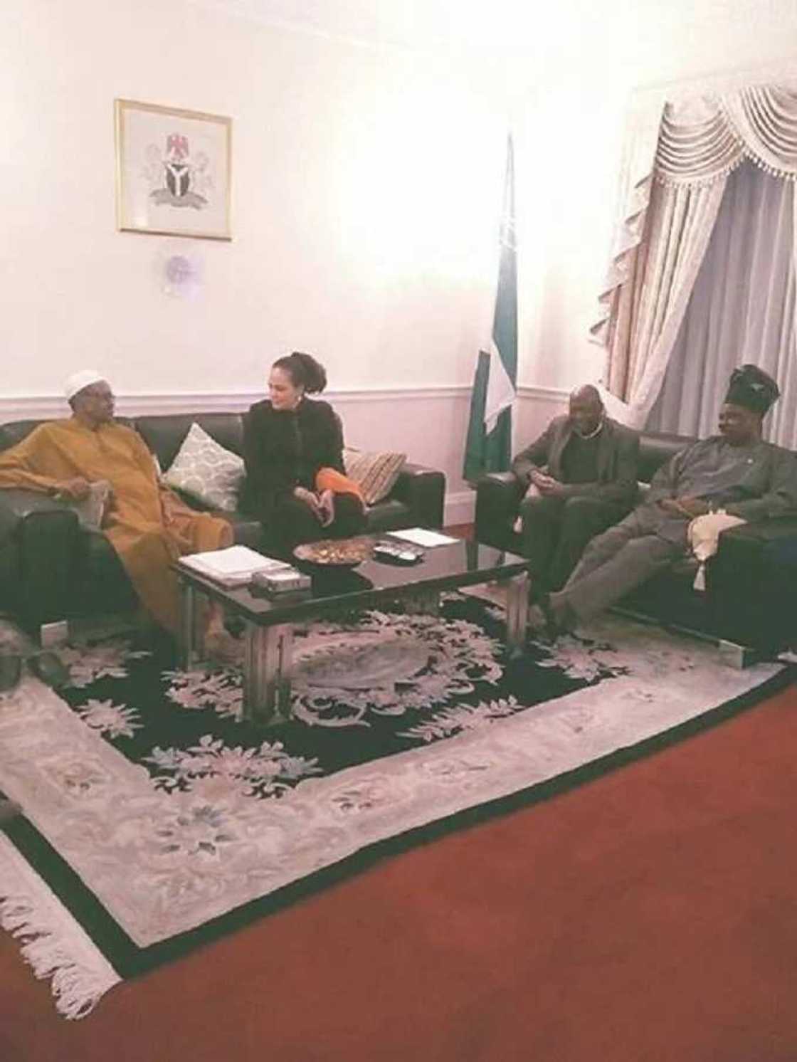 BREAKING: Fresh photo proves President Buhari is alive and well in UK