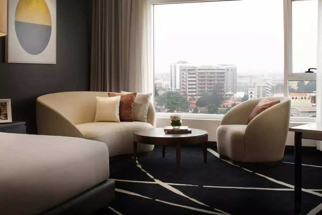 The view from the window is very beautiful The view from the window is very beautiful