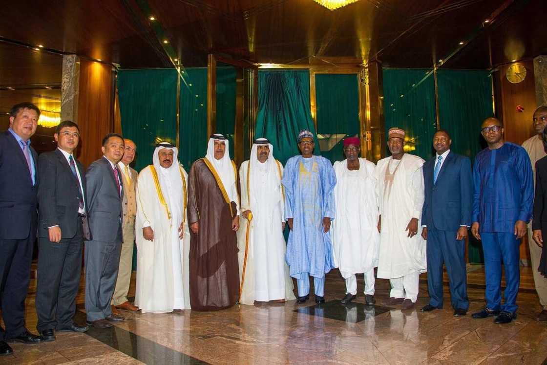 Baƙonka Annabinka: Buhari ya samu baƙoncin wani ƙusa daga cikin ƙusoshin daular larabawa Baƙonka Annabinka: Buhari ya samu baƙoncin wani ƙusa daga cikin ƙusoshin daular larabawa