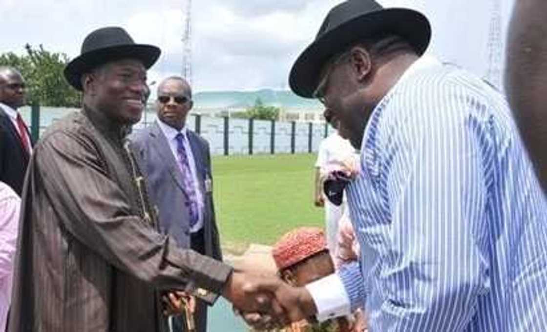 Bayelsa: APC Accuse Dickson Of Plans To Decamp To Its Fold Bayelsa: APC Accuse Dickson Of Plans To Decamp To Its Fold