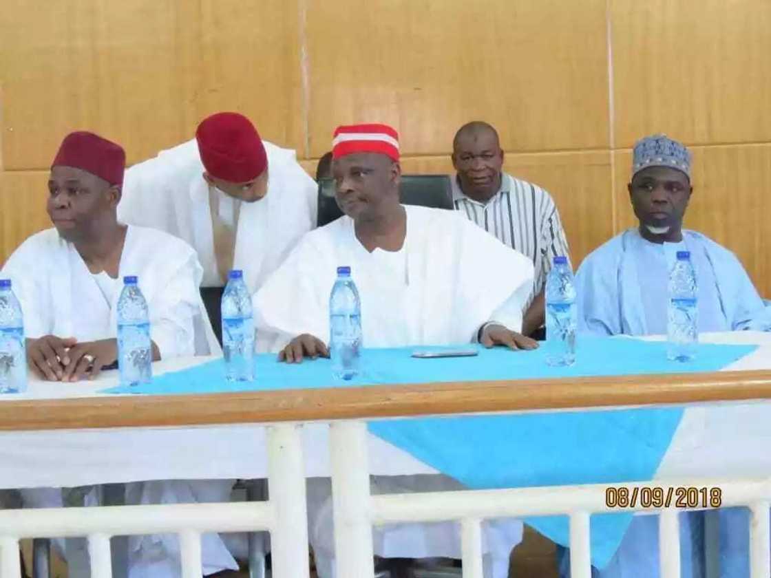 Siyasar Kano: Hafizu ya amince da bukatar Kwankwaso, ya sayi fam din takara Siyasar Kano: Hafizu ya amince da bukatar Kwankwaso, ya sayi fam din takara