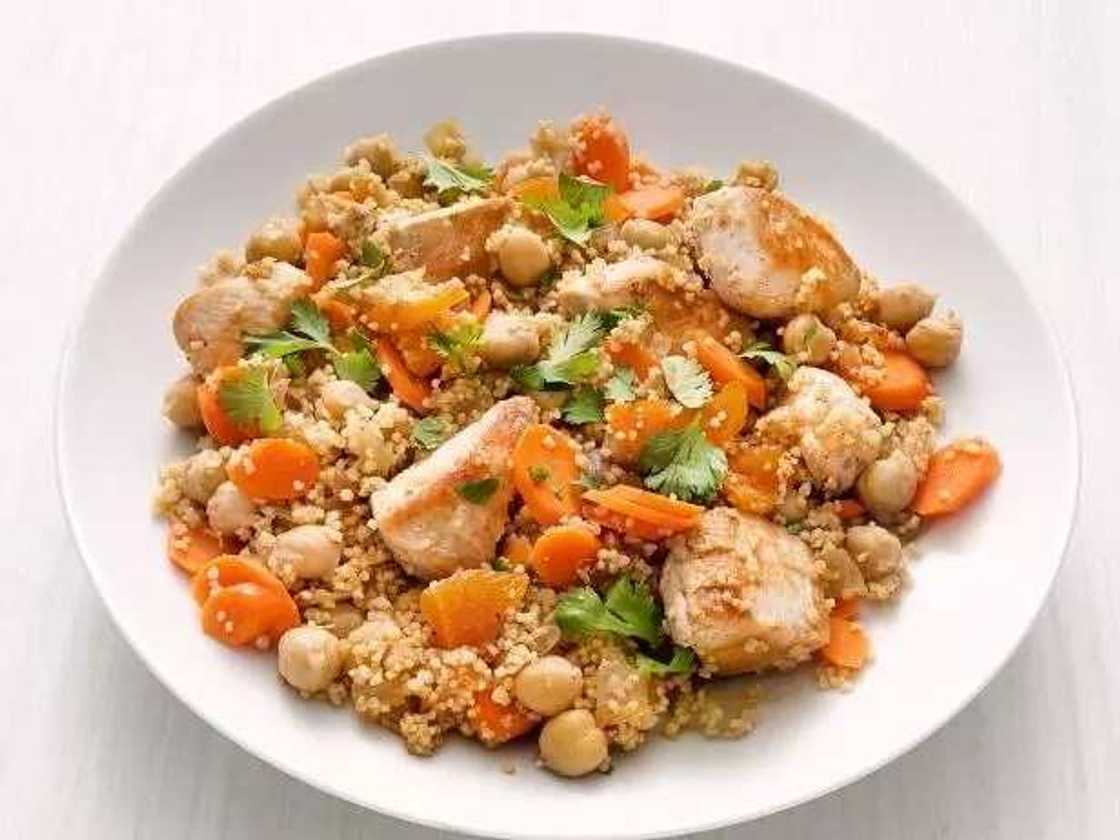 Couscous recipe with chicken and vegetables Couscous recipe with chicken and vegetables