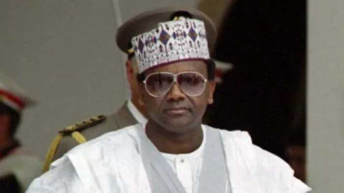 Shekara 19 da rasuwa: Janar Abacha, ‘sai bayan baka ake’ Shekara 19 da rasuwa: Janar Abacha, ‘sai bayan baka ake’