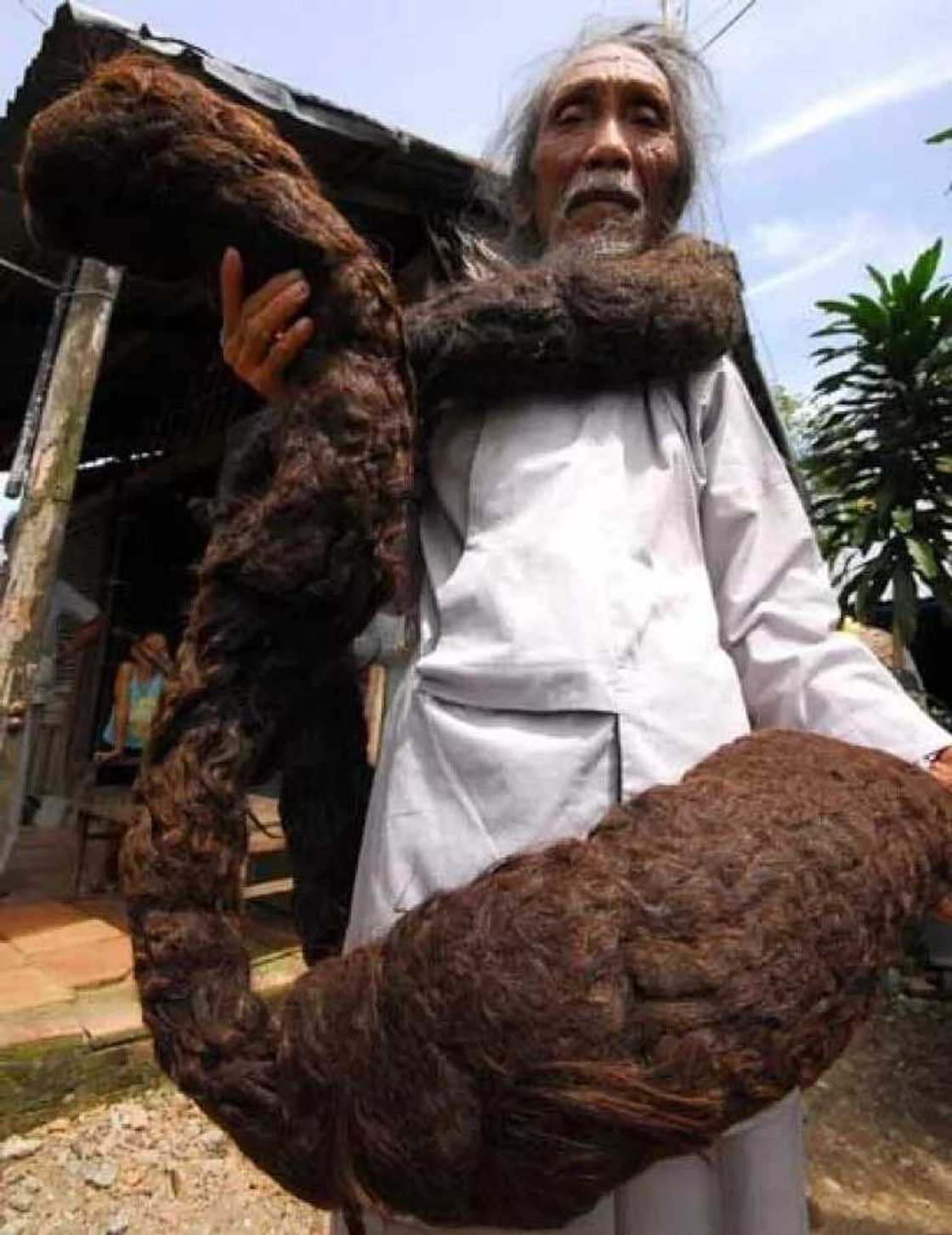 Longest hair in the world MAN Longest hair in the world MAN