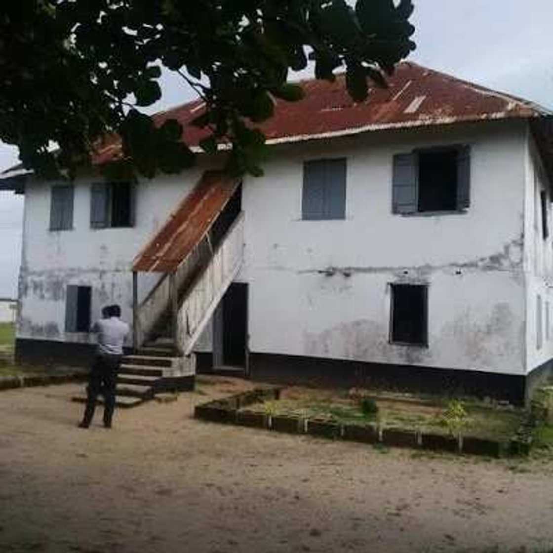 Photos: First Storey Building in Nigeria, Now Aged 170 Years Old Photos: First Storey Building in Nigeria, Now Aged 170 Years Old
