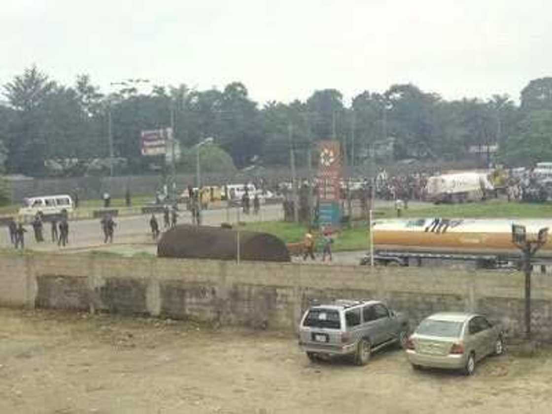 PHOTOS: Biafra Supporters Protest In Port Harcourt PHOTOS: Biafra Supporters Protest In Port Harcourt