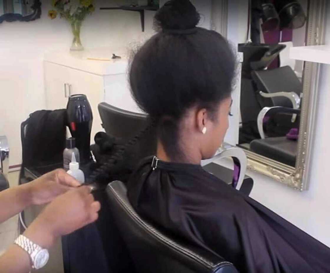 How to braid short hair How to braid short hair