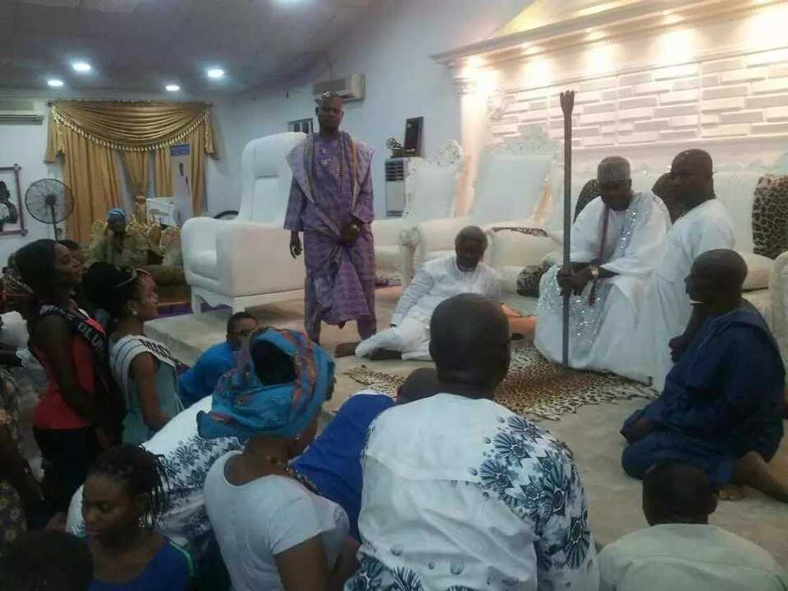 Exclusive: Ooni Of Ife Hosts Beauty Pageant Contestants (PHOTOS) Exclusive: Ooni Of Ife Hosts Beauty Pageant Contestants (PHOTOS)