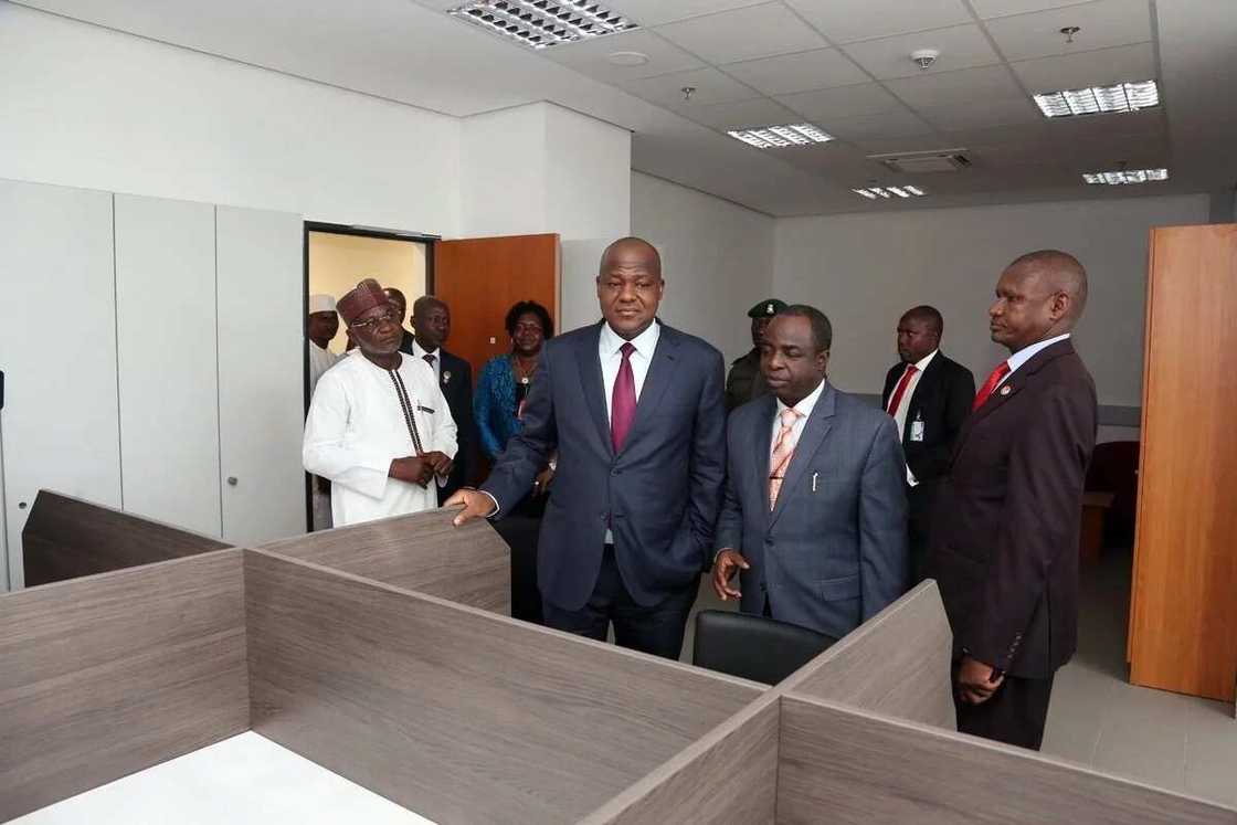 Ciki da waje: Hotunan sabuwar shelkwatar EFCC da aka gina a kan biliyan N24bn Ciki da waje: Hotunan sabuwar shelkwatar EFCC da aka gina a kan biliyan N24bn