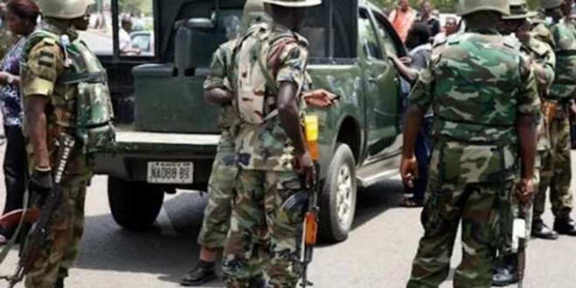 An kashe 'Yan Sanda a wajen wani mugun rikici da Sojoji An kashe 'Yan Sanda a wajen wani mugun rikici da Sojoji