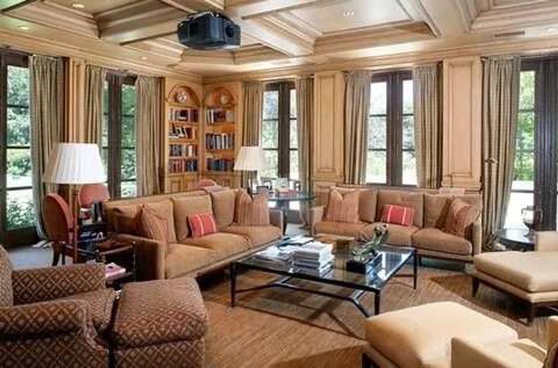 Lavish! Jay Z And Beyonce Move Into $45 Million Mansion (PICTURES) Lavish! Jay Z And Beyonce Move Into $45 Million Mansion (PICTURES)