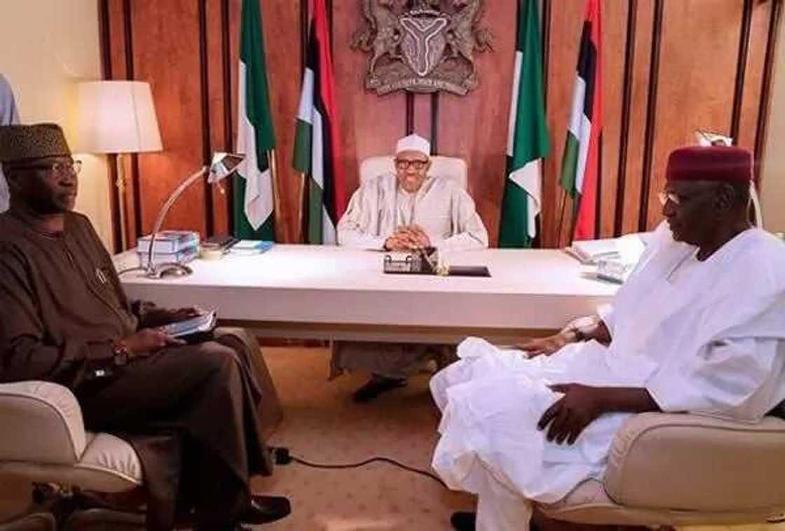 Gwamnatin tarayya ta ba da sabon umarni akan tsigar da za a rika kira Buhari da shi a wurin taro