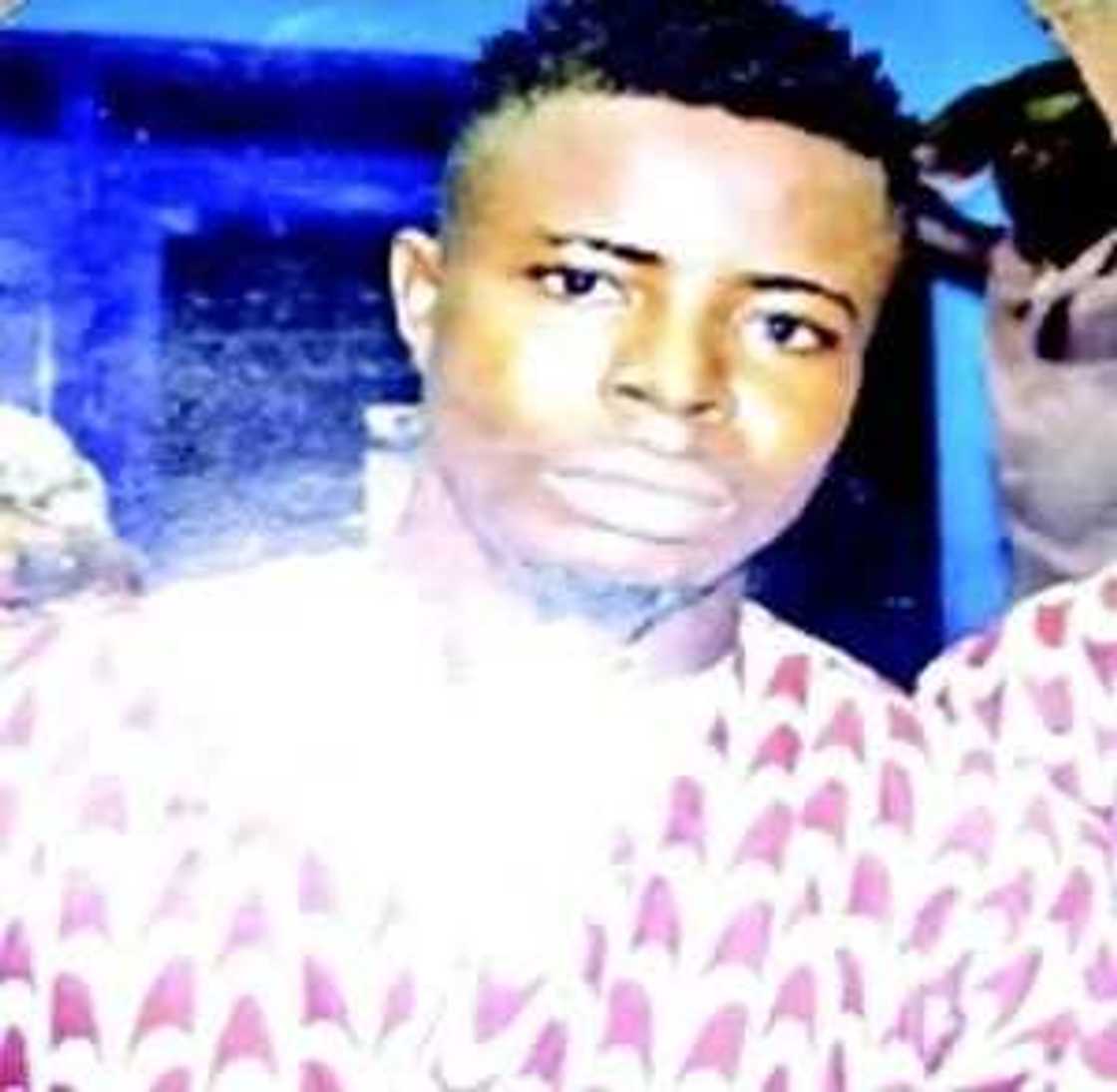 Mahauta da yan kungiyar asiri sun kara Mahauta da yan kungiyar asiri sun kara