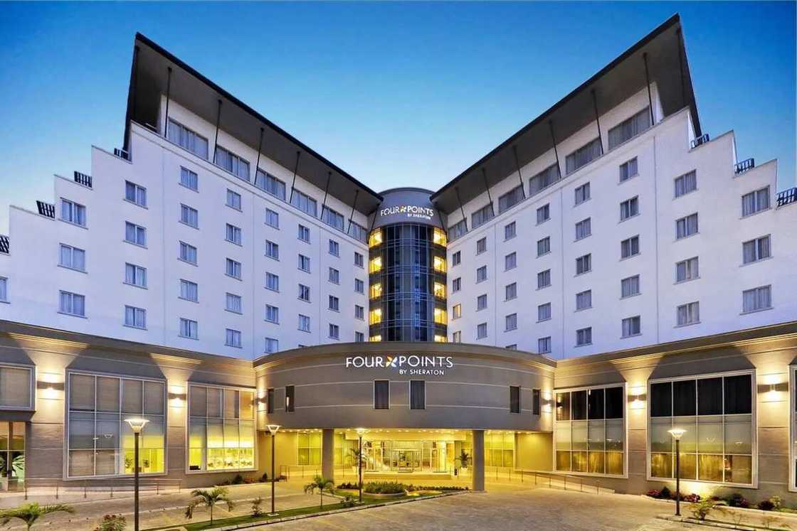10 places where you will always find rich husbands in Lagos 10 places where you will always find rich husbands in Lagos
