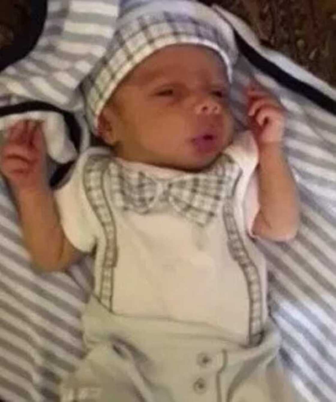 3 months old baby dies after mother forgot him in the car (photos)