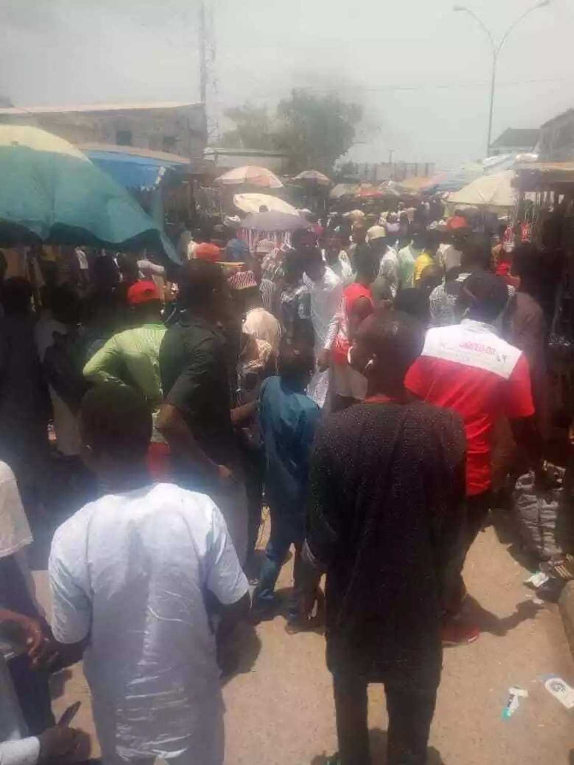 Dalilin da yasa muka yi zanga-zanga a kasuwar 'yan waya ta Kano Dalilin da yasa muka yi zanga-zanga a kasuwar 'yan waya ta Kano