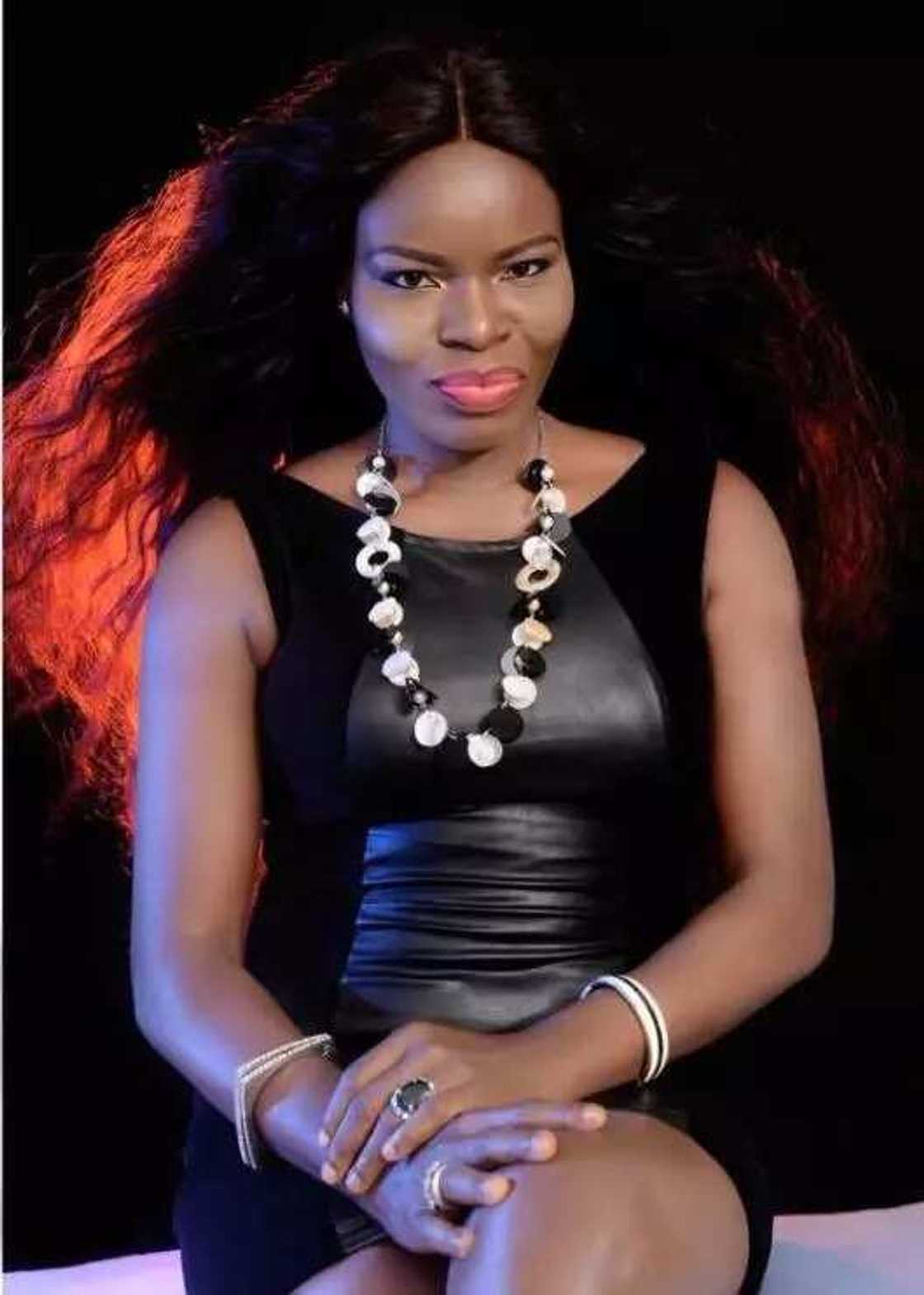 Azeezat: The voice, struggles, and eventual stardom Azeezat: The voice, struggles, and eventual stardom