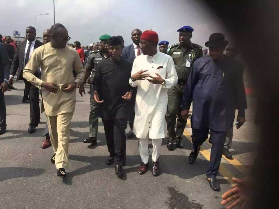 Vice President Yemi Osinbajo with Governor Ifeanyi Okowa and Ministe Vice President Yemi Osinbajo with Governor Ifeanyi Okowa and Ministe