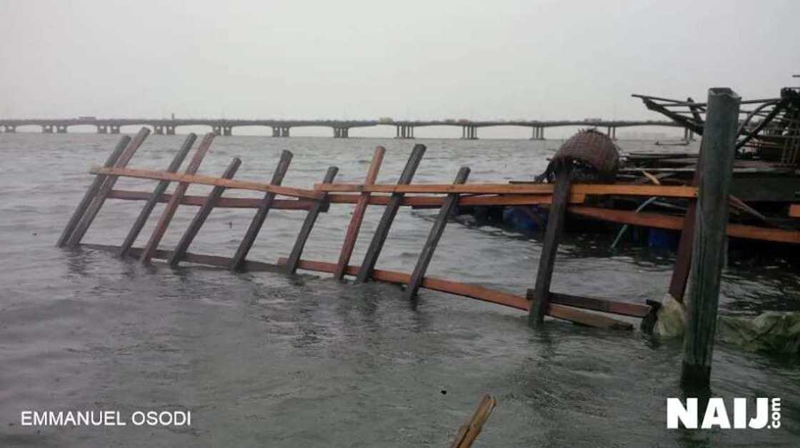 Makoko floating school collapses Makoko floating school collapses