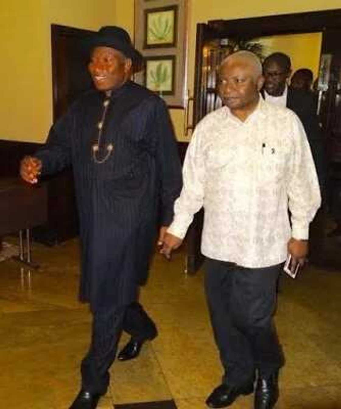 GEJ Performs His Duties As An Election Observer In Tanzania GEJ Performs His Duties As An Election Observer In Tanzania