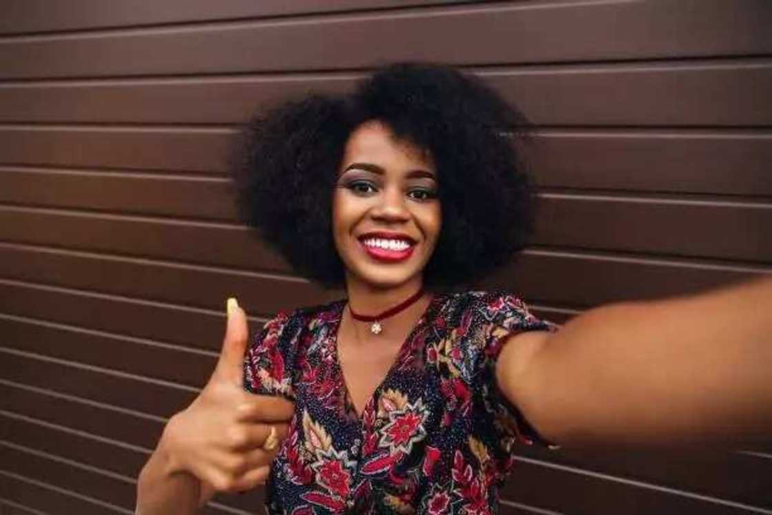 Get dimples quickly and naturally Get dimples quickly and naturally