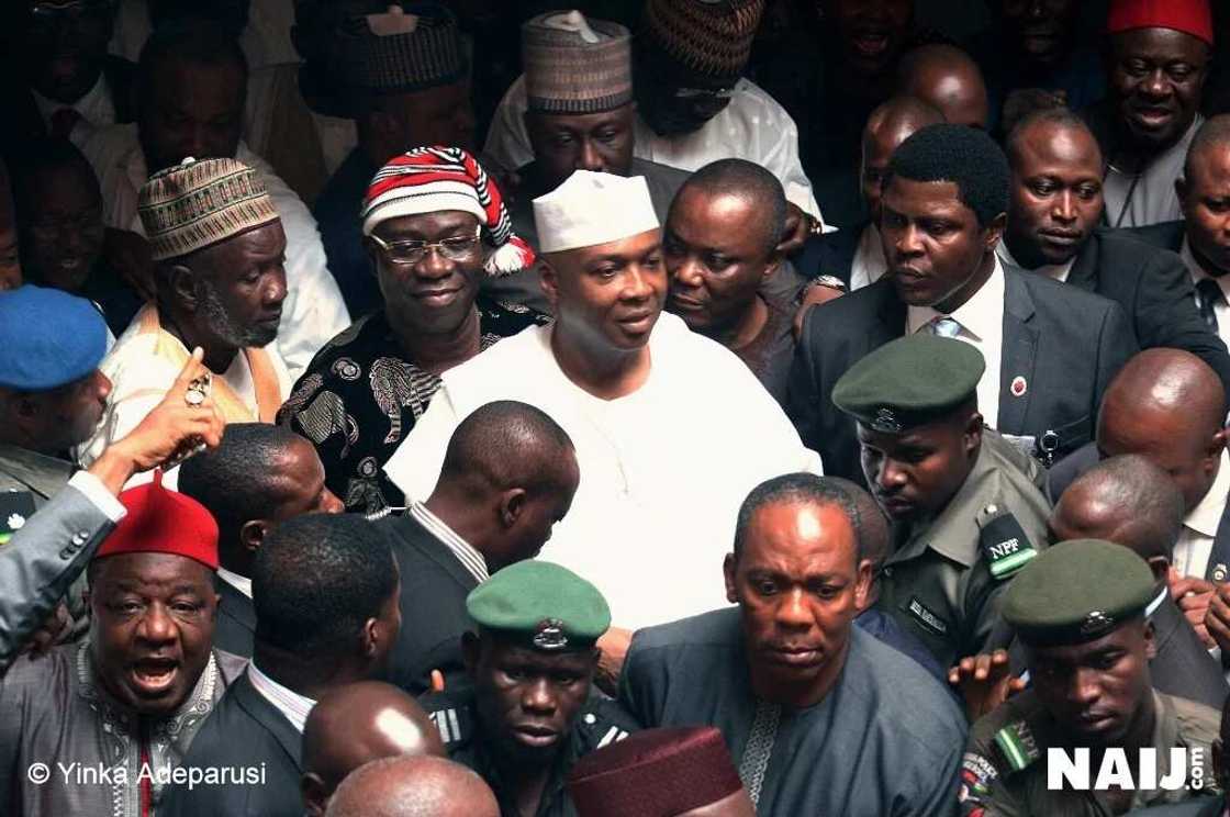 Senators who followed Saraki, others to court today (photos) Senators who followed Saraki, others to court today (photos)