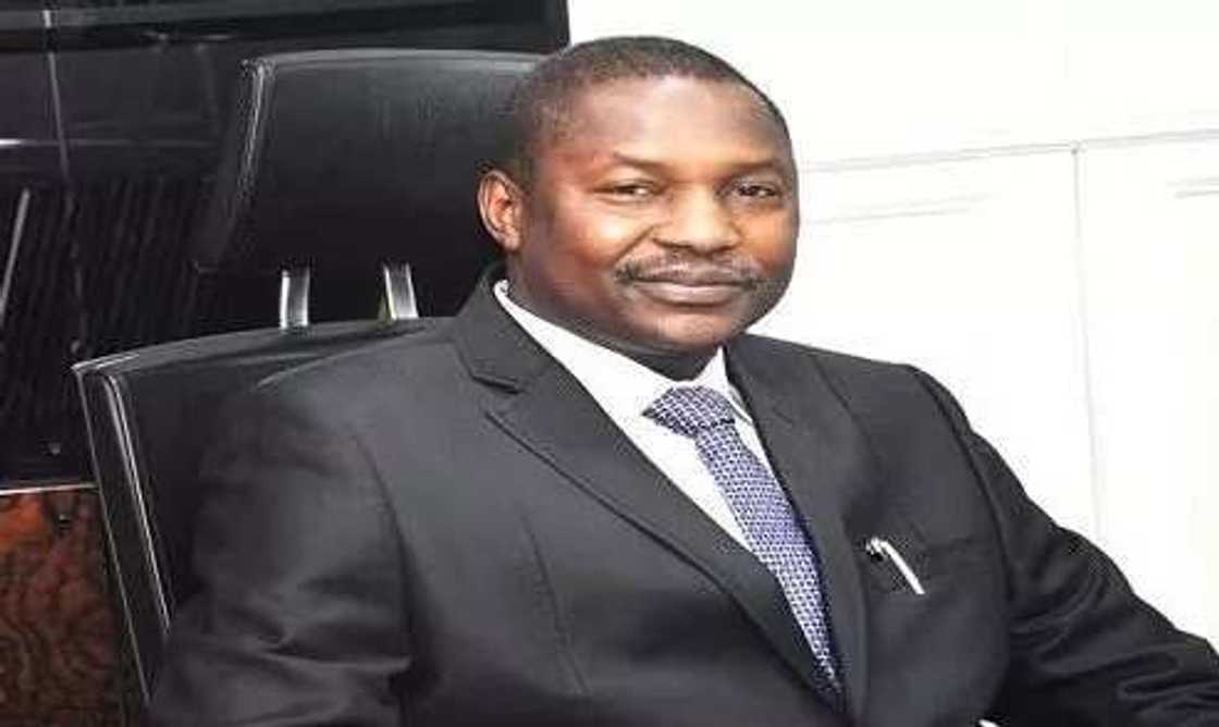 Za a maido kudin satar Abacha Najeriya Za a maido kudin satar Abacha Najeriya