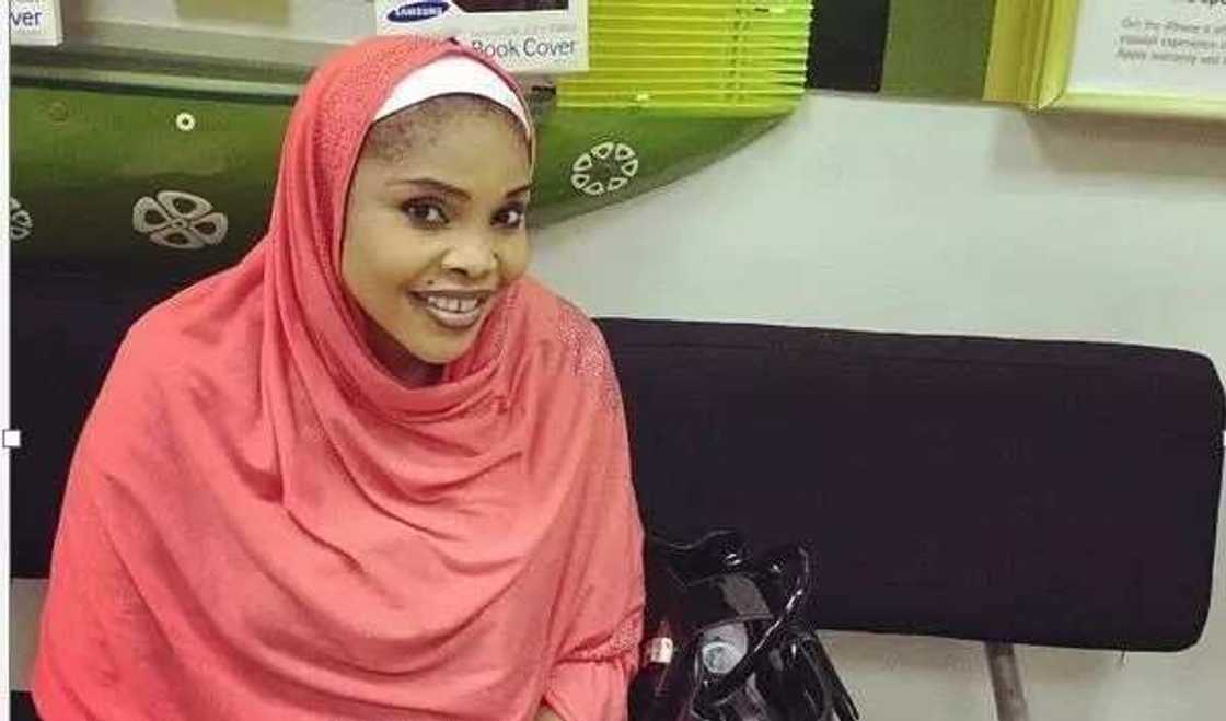 Suna da hoto: Fitattun jaruman Fim din kudu 6 da suka musulunta Suna da hoto: Fitattun jaruman Fim din kudu 6 da suka musulunta