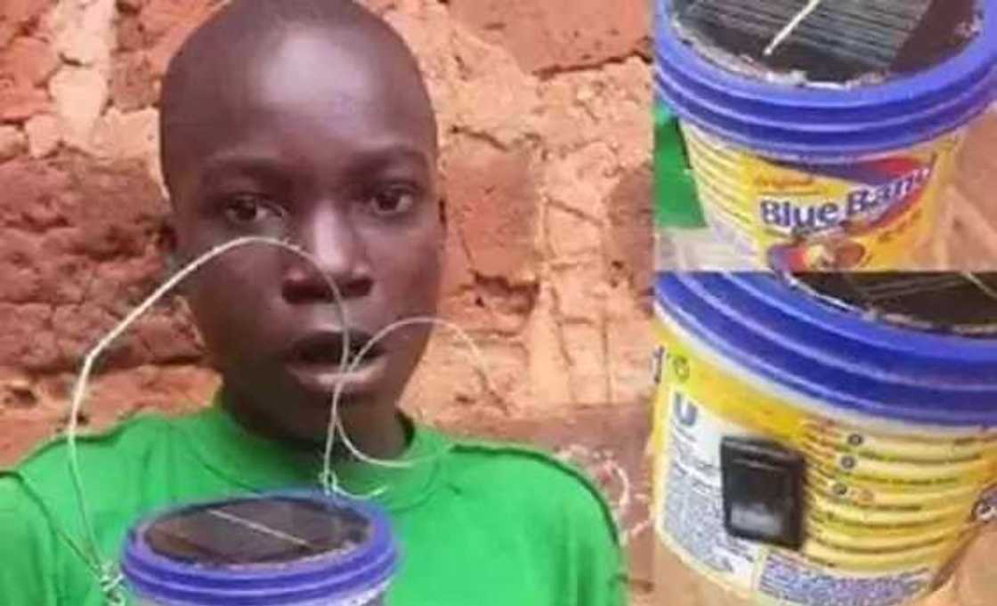 Ƙaramin yaro ya ƙera fitila mai amfani da hasken rana Ƙaramin yaro ya ƙera fitila mai amfani da hasken rana