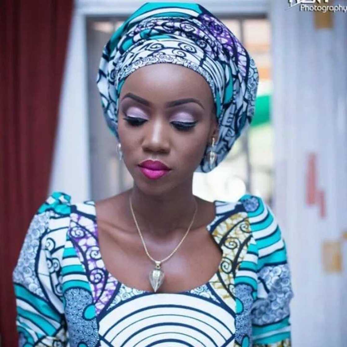 blue gele with ankara